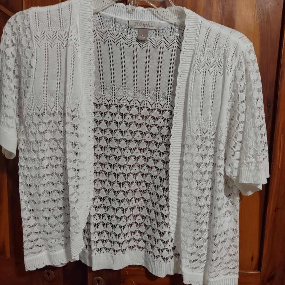 Roz & Ali Cream Open-Knit Shrug